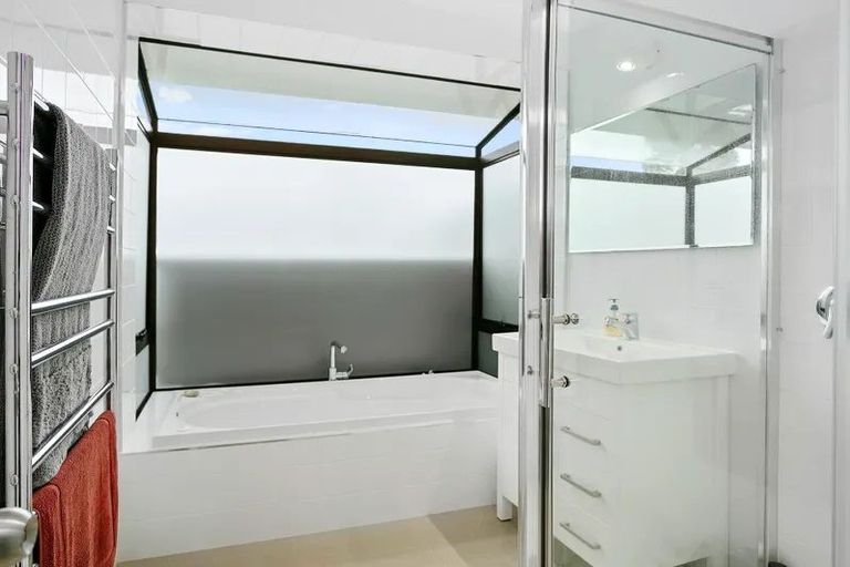 Photo of property in 48 Browning Street, Leamington, Cambridge, 3432