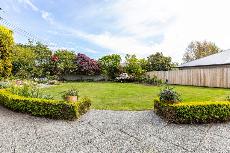 Photo of property in 49 Gleniti Road, Gleniti, Timaru, 7910