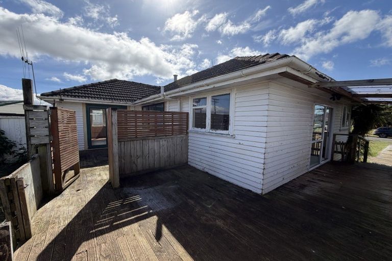 Photo of property in 16 Robertshawe Crescent, Dannevirke, 4930