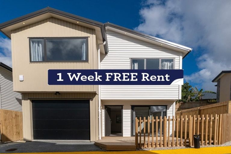 Photo of property in 2/116 Colwill Road, Massey, Auckland, 0614