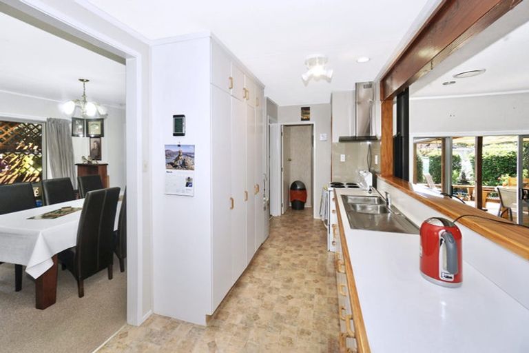 Photo of property in 14 Bishoprick Crescent, Te Puke, 3119