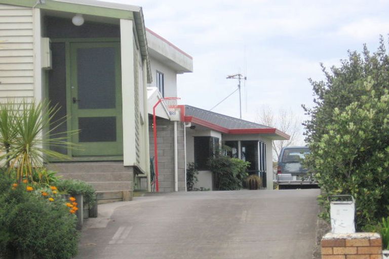 Photo of property in 8b Tui Street, Mount Maunganui, 3116
