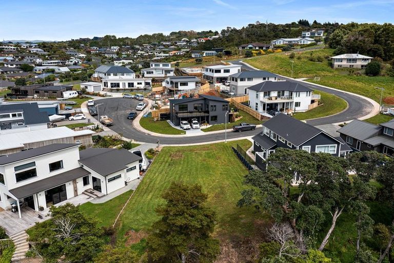 Photo of property in 7 Koru Place, Snells Beach, 0920