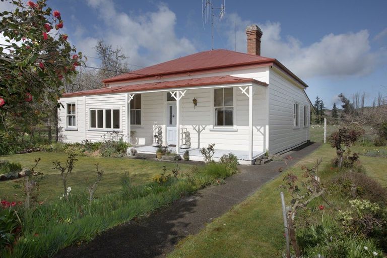 Photo of property in 22 Raumaewa Road, Mangaweka, 4797