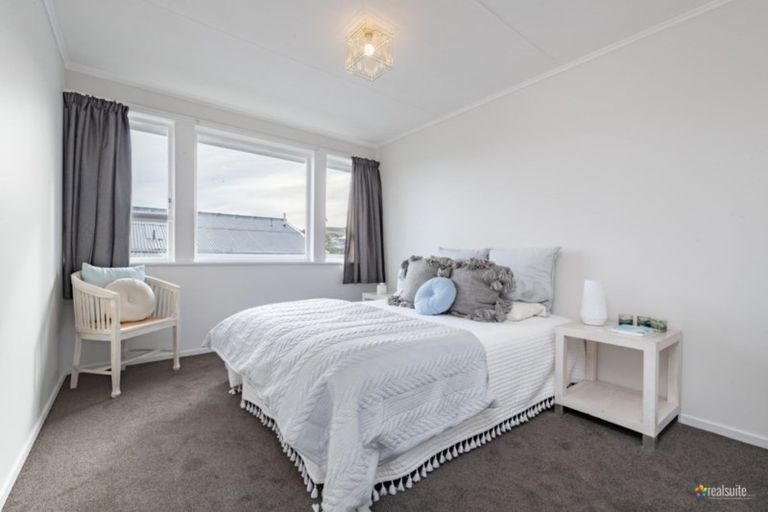 Photo of property in 8 Natone Street, Waitangirua, Porirua, 5024