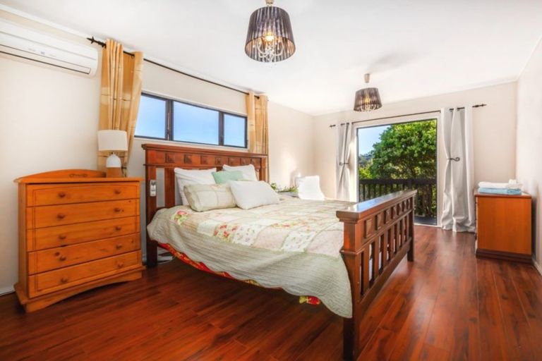 Photo of property in 60 Sailmaker Close, Whitby, Porirua, 5024