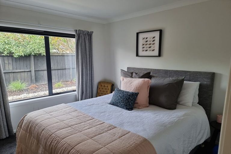 Photo of property in 18 Puhara Avenue, Parklands, Christchurch, 8083