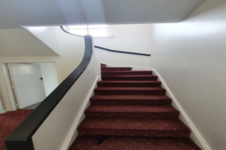 Photo of property in 7 Straven Road, Riccarton, Christchurch, 8011