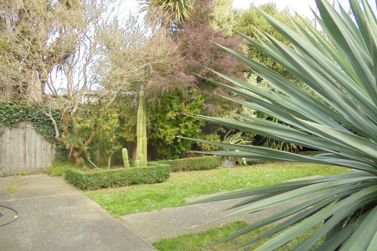 Photo of property in 35 Hinemoa Street, Spreydon, Christchurch, 8024