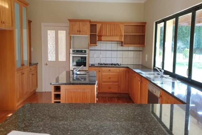 Photo of property in 165 Pine Valley Road, Dairy Flat, Silverdale, 0992