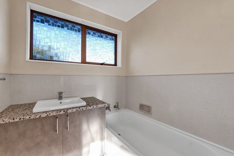 Photo of property in 92 David Street, Lynmouth, New Plymouth, 4310