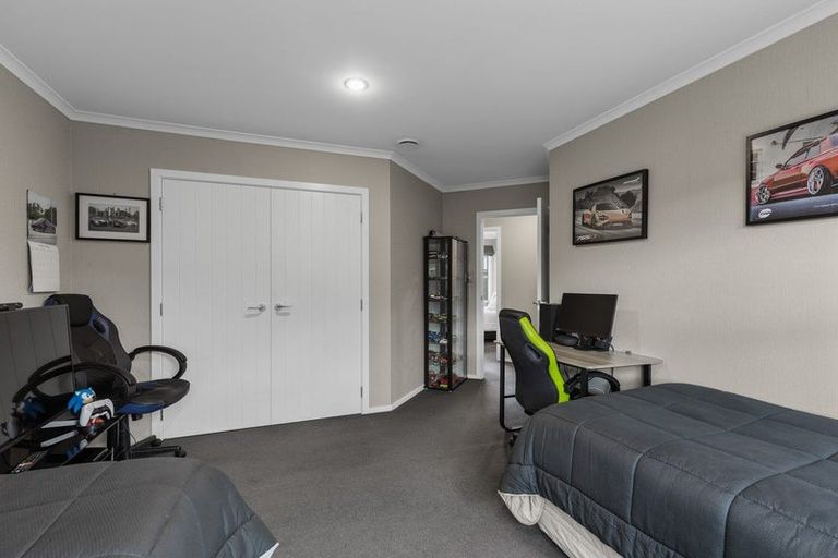 Photo of property in 62 Rosalie Terrace, Kelvin Grove, Palmerston North, 4414