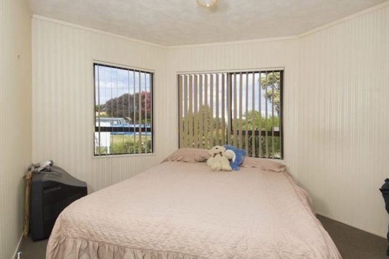 Photo of property in 2/47 Girven Road, Mount Maunganui, 3116