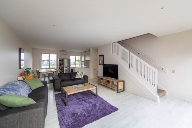 Photo of property in The Terraces, 21/9 Humber Street, Pandora, Napier, 4110