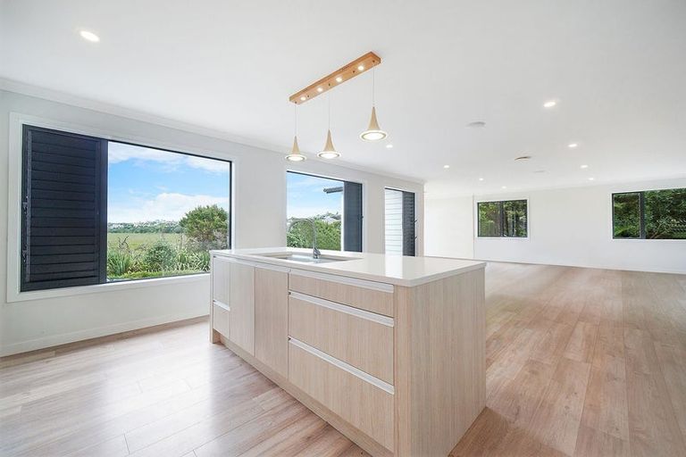 Photo of property in 9 Brickworks Bay Road, Hobsonville, Auckland, 0618