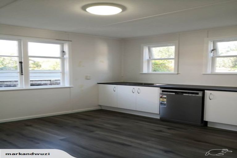 Photo of property in 50 Compton Crescent, Taita, Lower Hutt, 5011