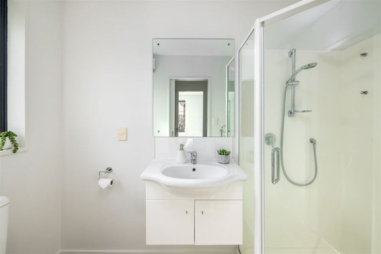 Photo of property in 9a Country Palms Drive, Halswell, Christchurch, 8025