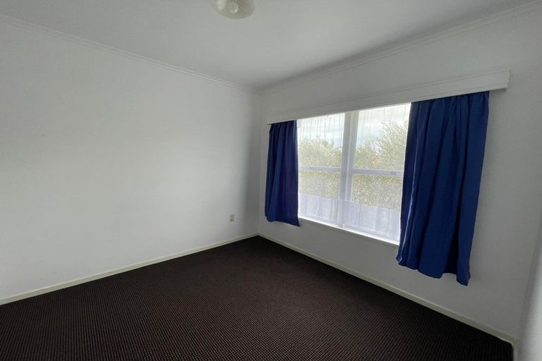 Photo of property in 3/44 East Coast Road, Milford, Auckland, 0620