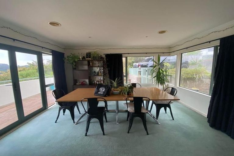 Photo of property in 1 Becker Way, Karori, Wellington, 6012