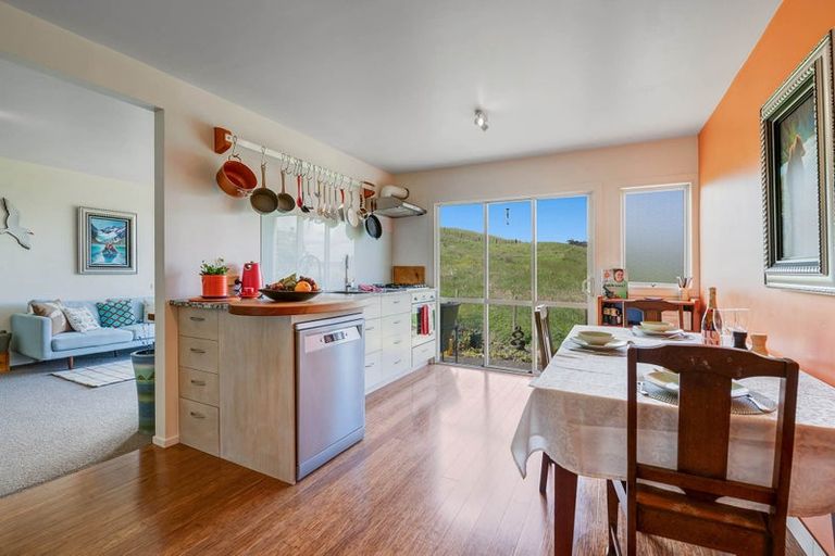 Photo of property in 68 Goodall Road, Snells Beach, 0920