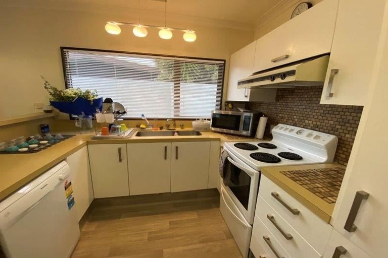 Photo of property in 32a Charles Street, Westshore, Napier, 4110