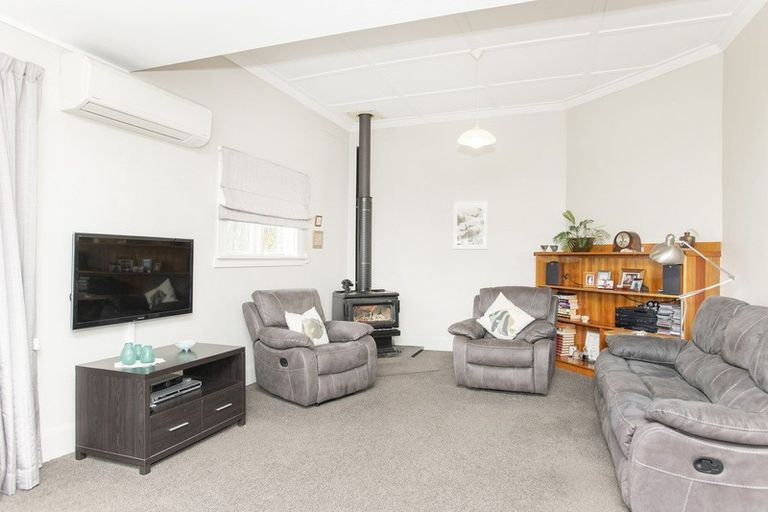 Photo of property in 6 Iranui Road, Inner Kaiti, Gisborne, 4010