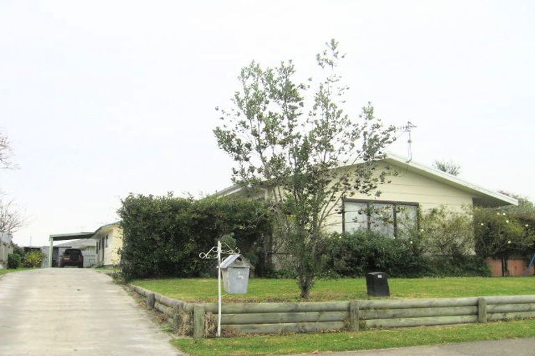 Photo of property in 2/7 Jeffares Place, Taradale, Napier, 4112