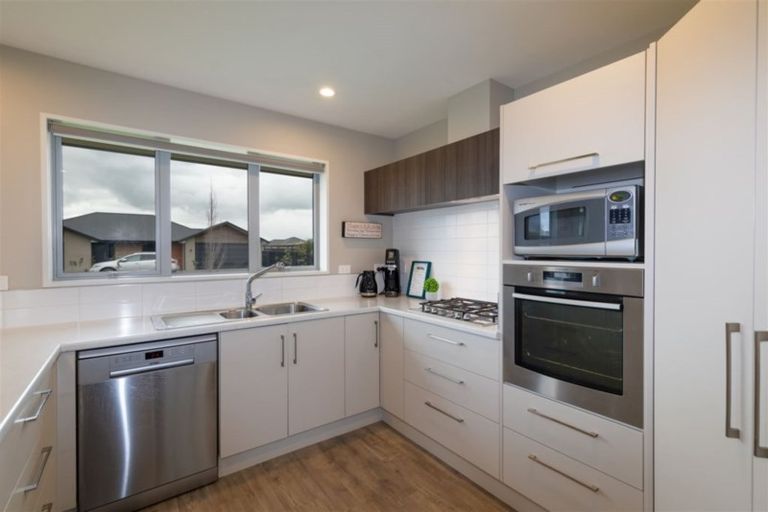 Photo of property in 6 Bradbury Avenue, Rolleston, 7614