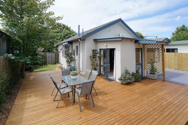 Photo of property in 25 Kensington Avenue, Mairehau, Christchurch, 8013