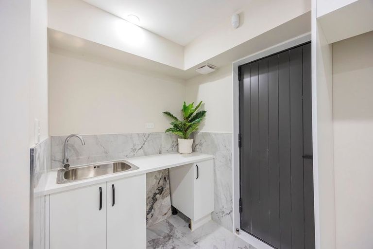 Photo of property in 5/6 Vine Street, Mangere East, Auckland, 2024