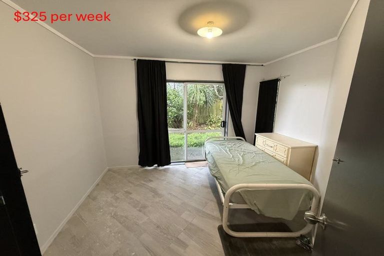 Photo of property in 1/8 Rochas Place, Clover Park, Auckland, 2019
