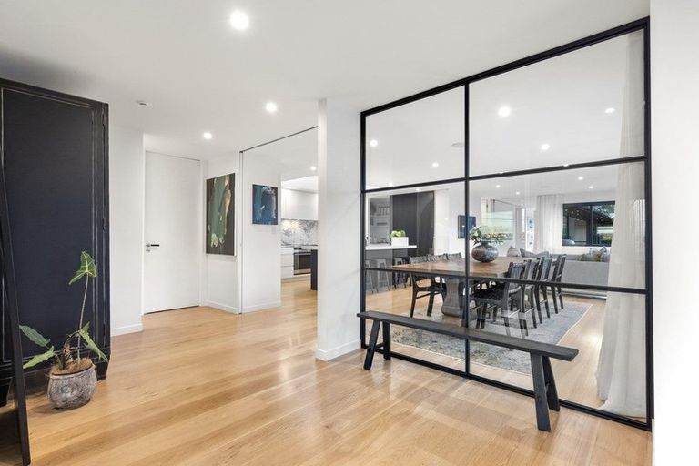 Photo of property in 48 Parkhill Road, Mellons Bay, Auckland, 2014