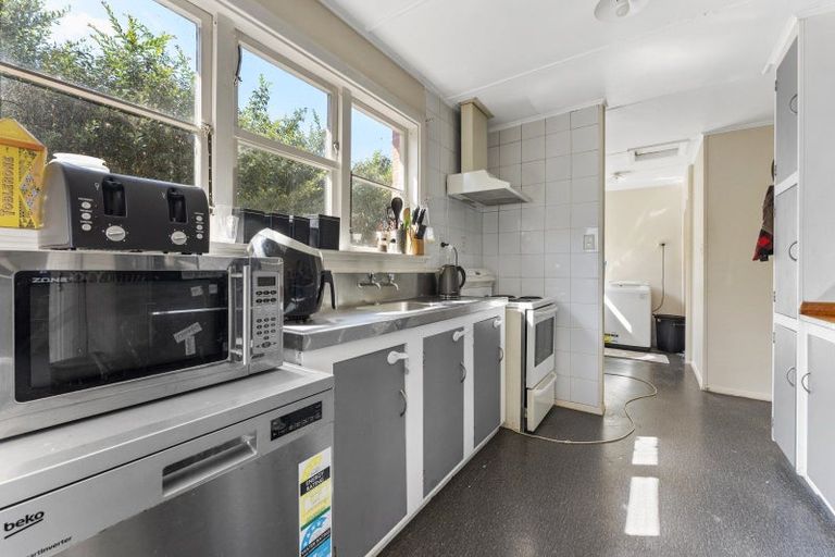 Photo of property in 37 Rangiora Avenue, Roslyn, Palmerston North, 4414