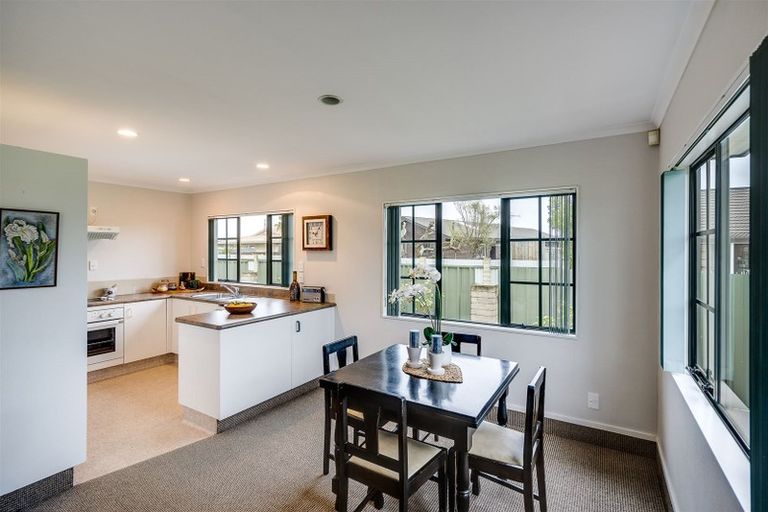 Photo of property in 1/2 Spriggs Crescent, Greenmeadows, Napier, 4112