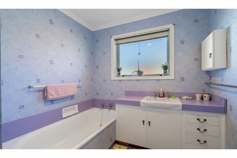 Photo of property in 126 Carvarvon Street, Glengarry, Invercargill, 9810