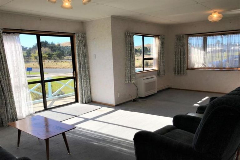 Photo of property in 13a Side Street, Clinton, 9534