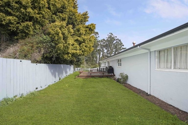 Photo of property in 7a Greenfield Drive, Western Heights, Hamilton, 3200