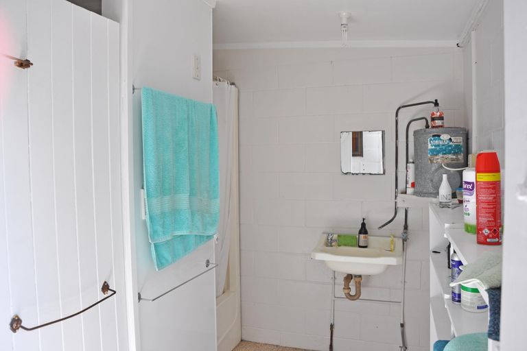 Photo of property in 6 Sunrise Boulevard, Snells Beach, 0920