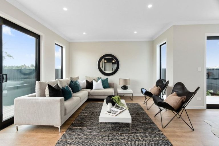 Photo of property in 6 Tai Crescent, Hobsonville, Auckland, 0616