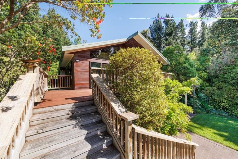 Photo of property in 296 Aokautere Drive, Aokautere, Palmerston North, 4471