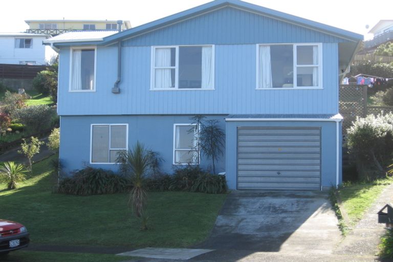 Photo of property in 13 Inlet View, Titahi Bay, Porirua, 5022