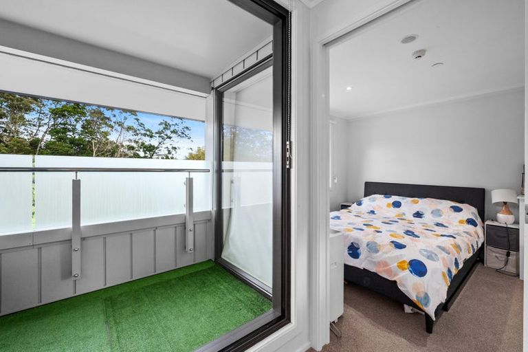 Photo of property in 13a/30 Westward Ho, Glen Eden, Auckland, 0602