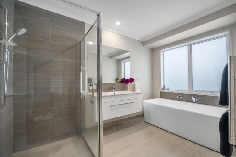 Photo of property in 94 Moffat Road, Bethlehem, Tauranga, 3110