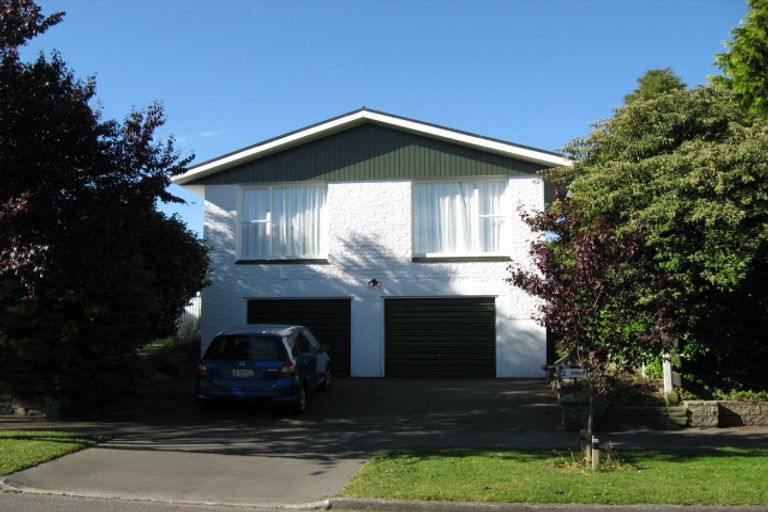 Photo of property in 12 Harrowdale Drive, Avonhead, Christchurch, 8042