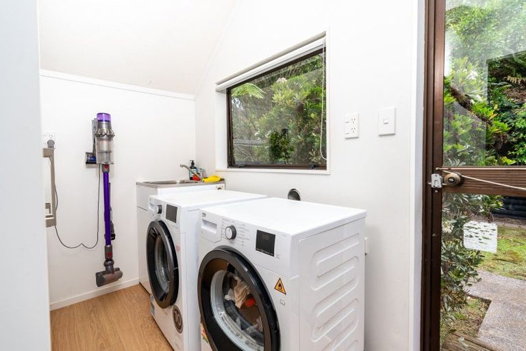 Photo of property in 80 Amapur Drive, Khandallah, Wellington, 6035