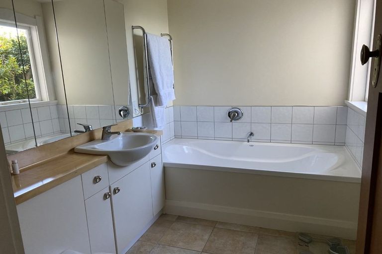 Photo of property in 28 Victoria Road, Stepneyville, Nelson, 7010