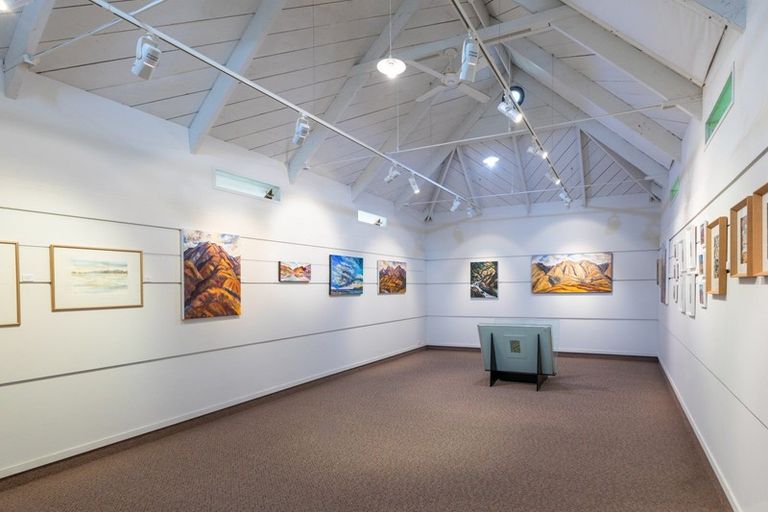 Photo of property in 1863 Takaka-collingwood Highway, Milnthorpe, Collingwood, 7182