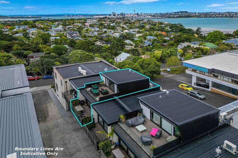 Photo of property in Sugar Lane Apartments, 5/31 Rawene Road, Birkenhead, Auckland, 0626