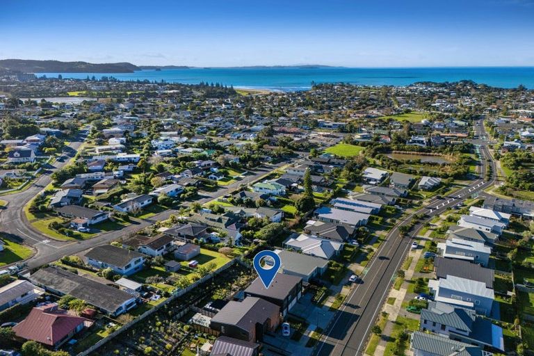 Photo of property in 28b Kukuwai Avenue, Red Beach, 0932