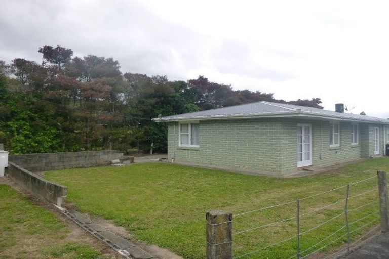 Photo of property in 1/52 Cruickshank Road, Clouston Park, Upper Hutt, 5018